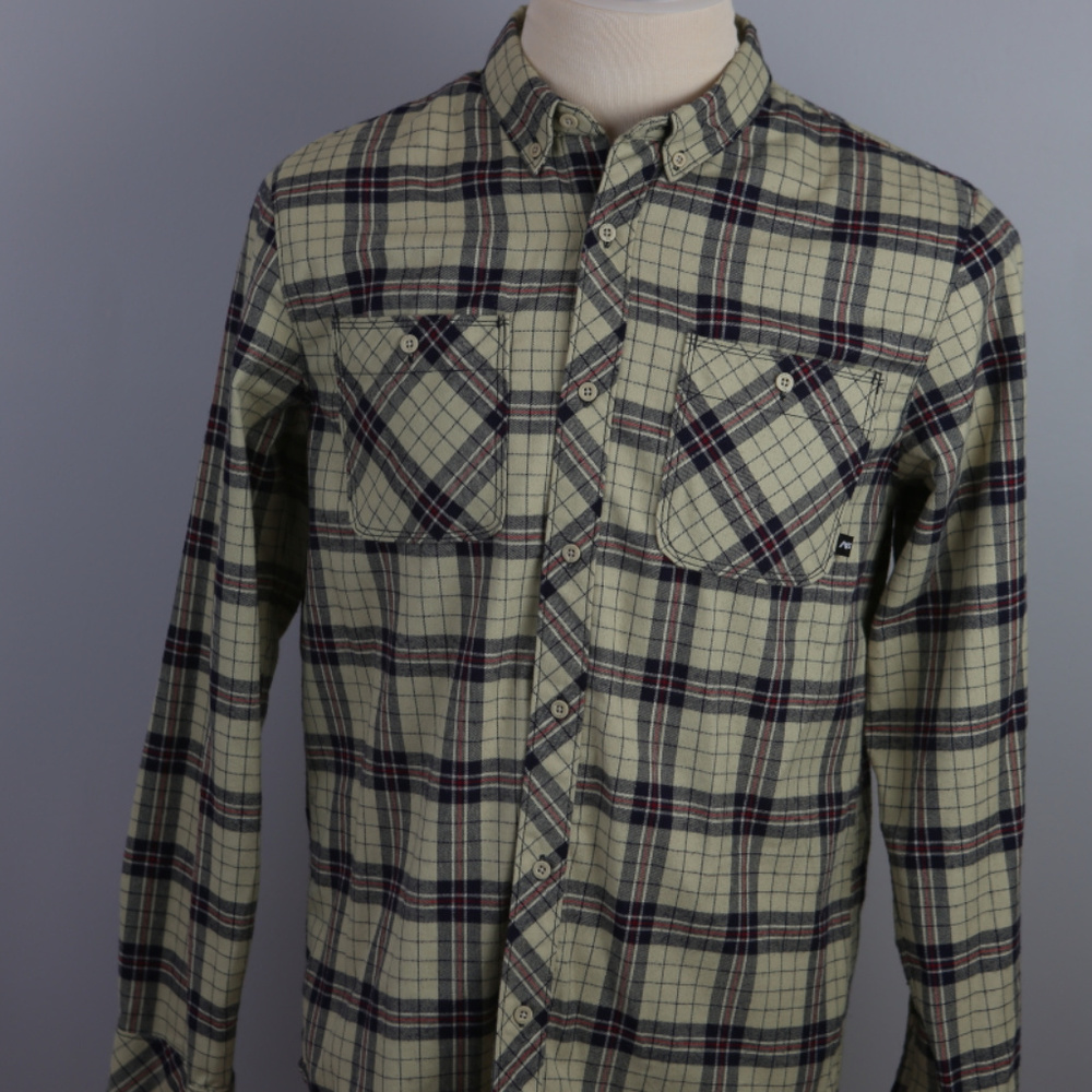 Analog Flannel Plaid M NWOT